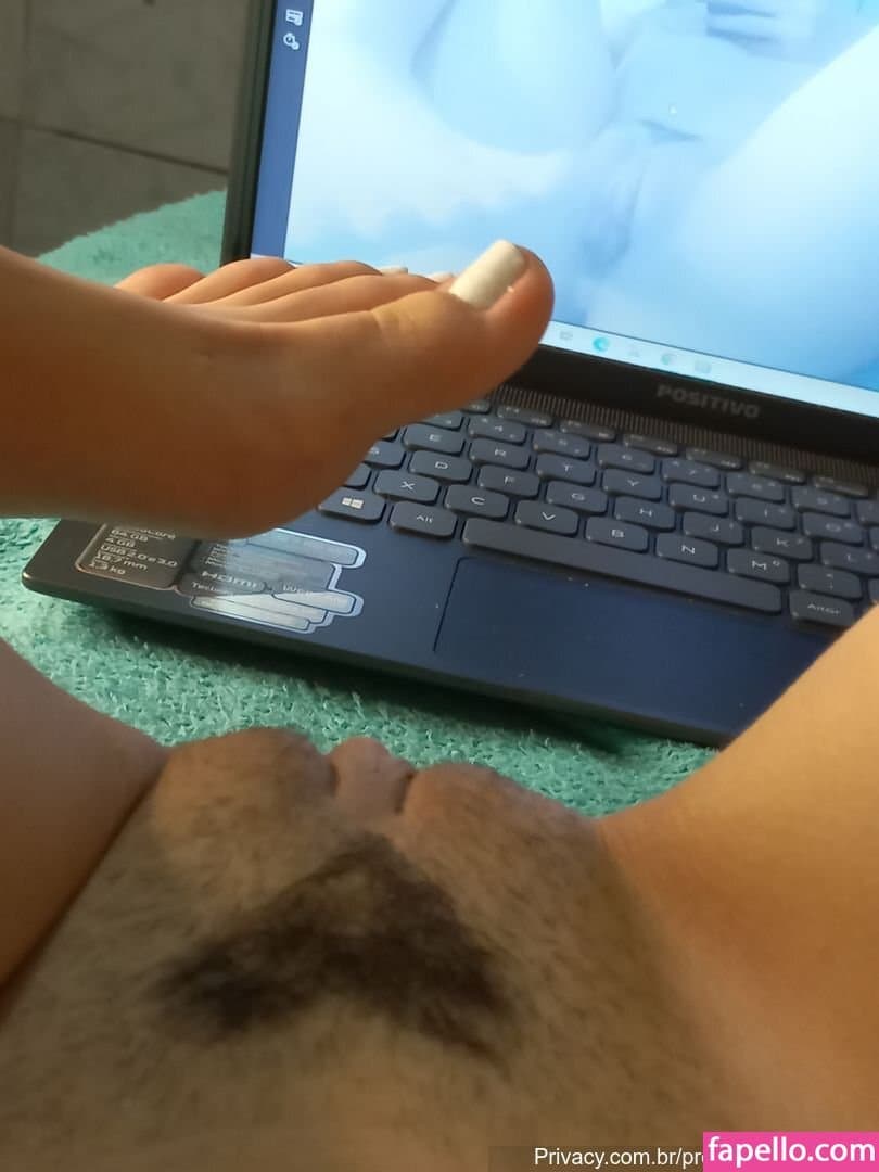 Branquinha magrinha gostosa @Angel