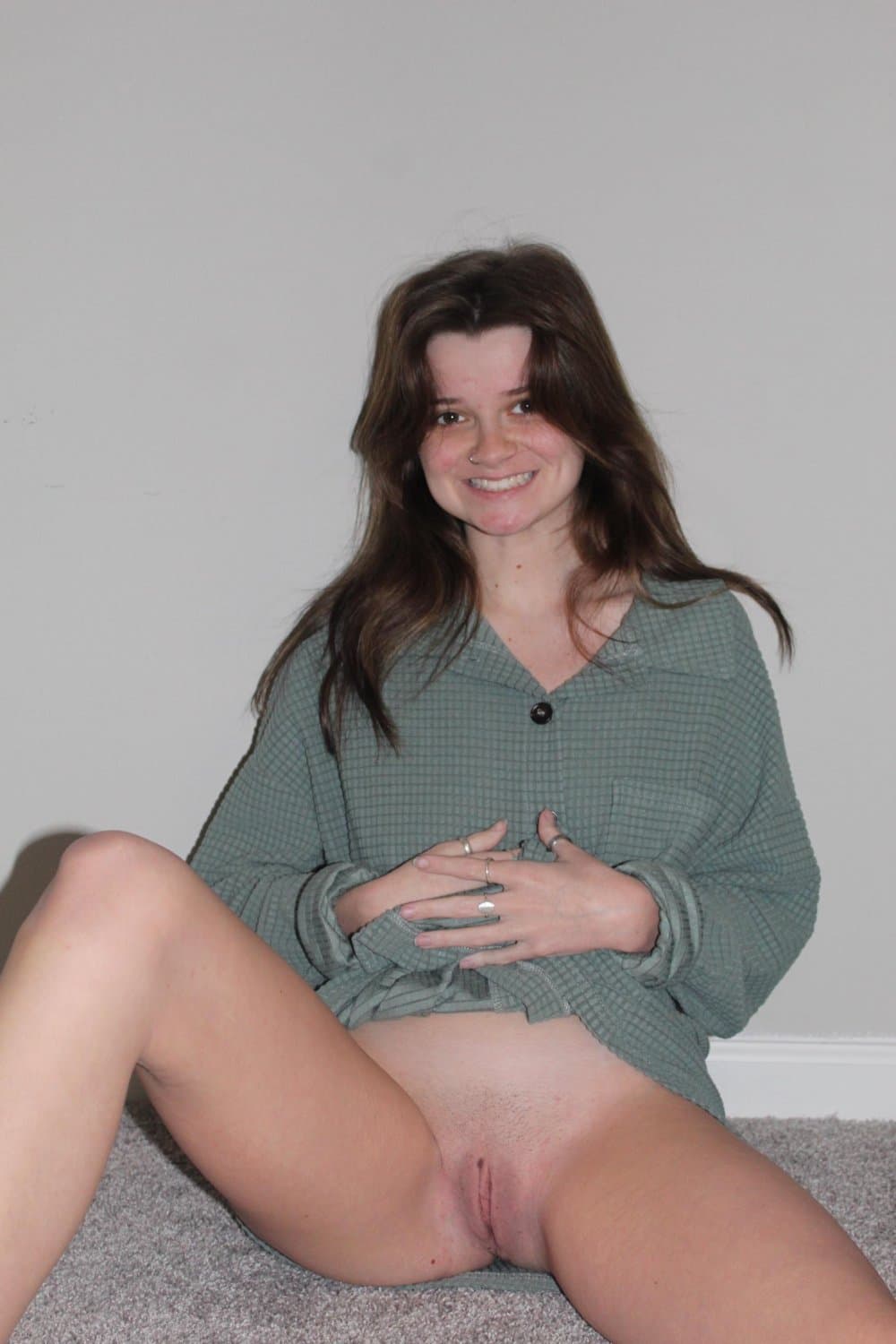 Daughter or Mom? Choose one but choose wisely (Traditional-sense-28)