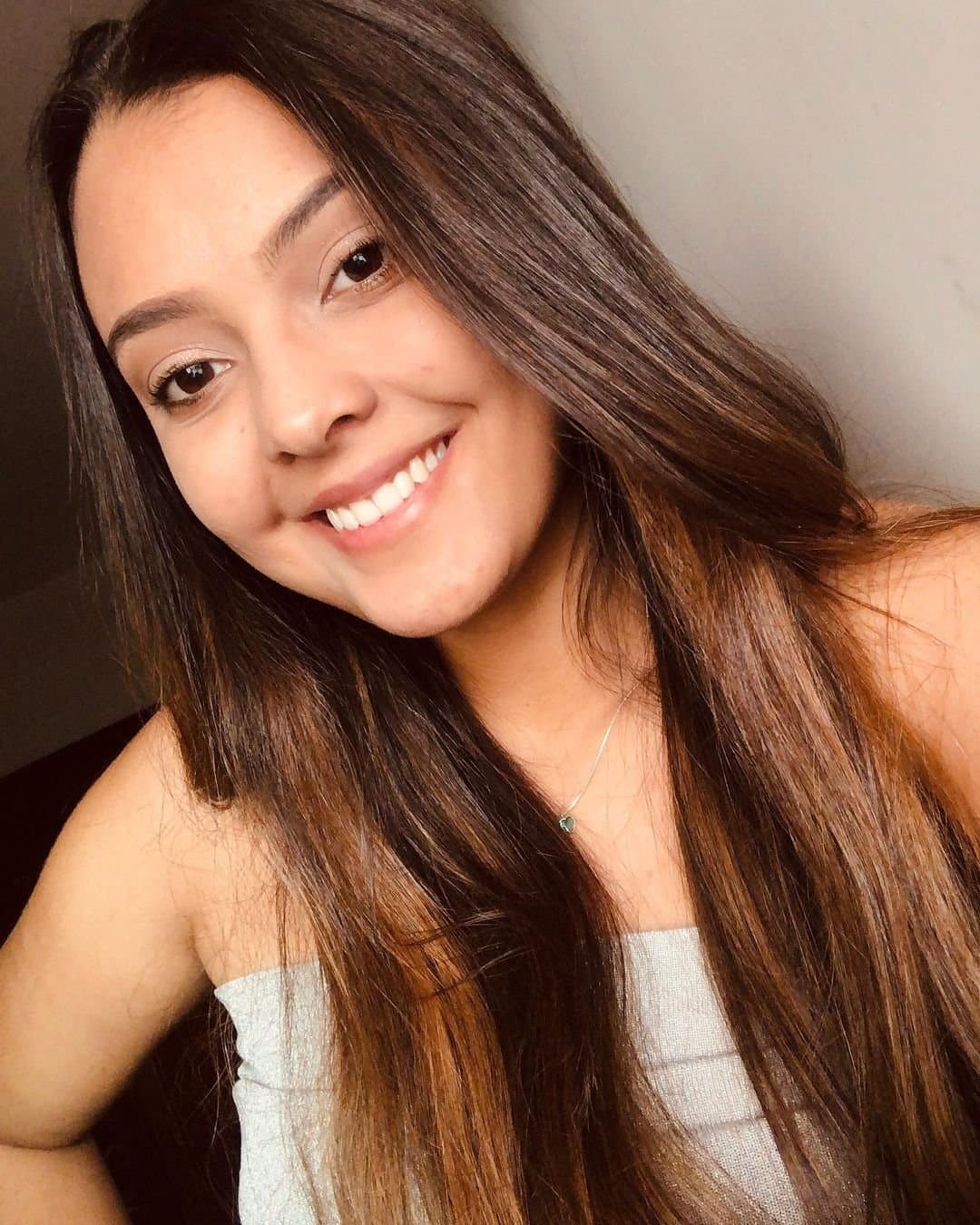 Isabella crente peituda / Isabella busty believer