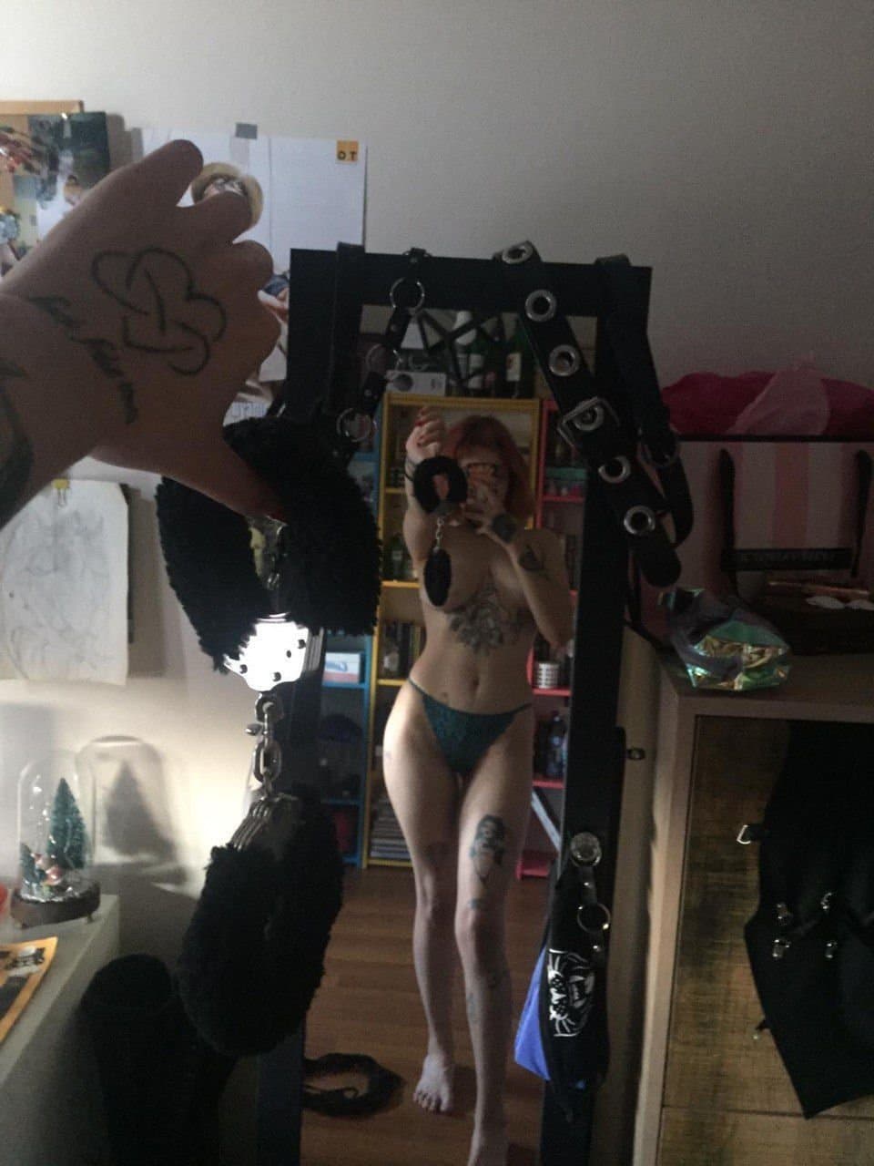 Click to view full size Gorgeous original Turkish Slut Part-2