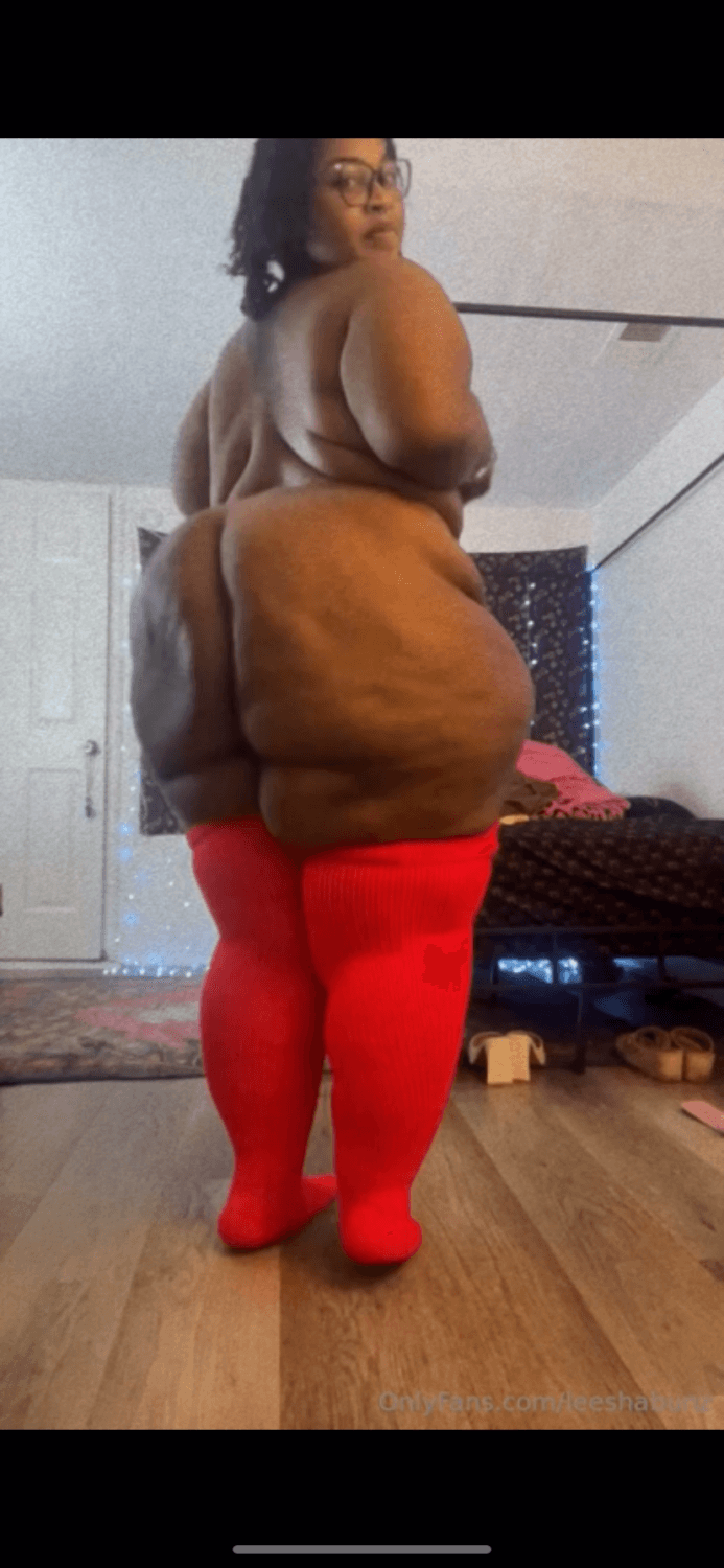 Huge Booty Thunder Clap SSBBW Leesha Bunz ?
