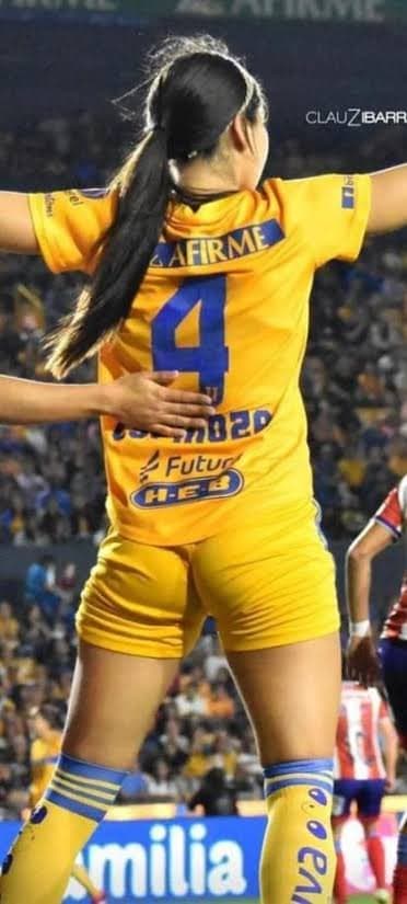 Greta Espinoza de Tigres Femenil SIN CALZÓN - PACK desnuda - fakes