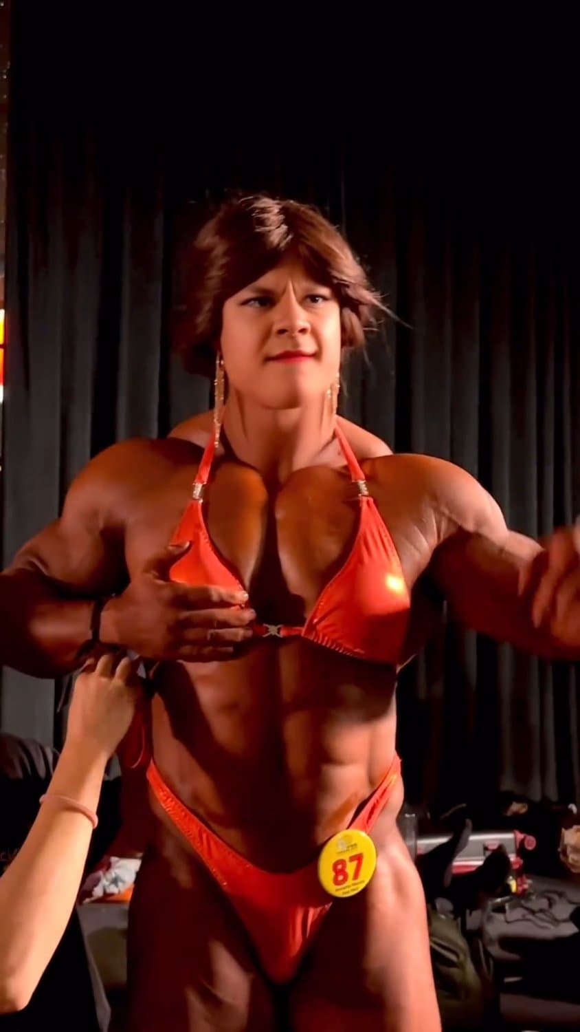 Mrs Korableva, muscle worship