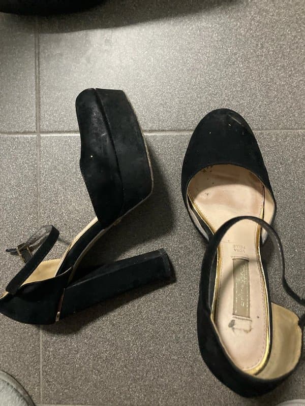 Click to view full size Chinese feet/shoes/socks/tights