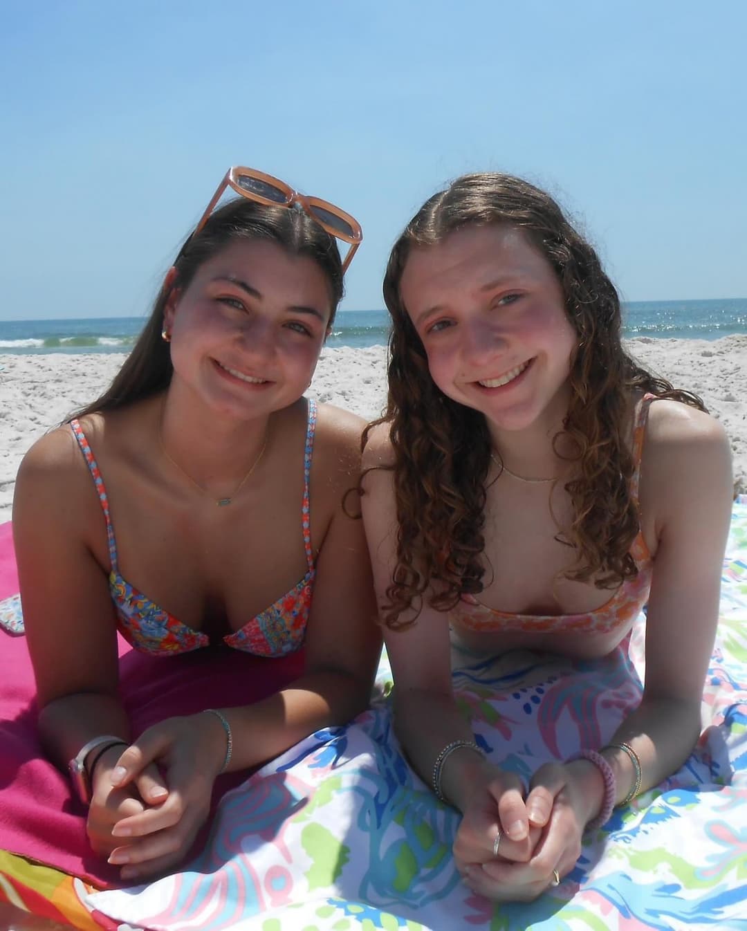 Sexy Teens in Bikinis