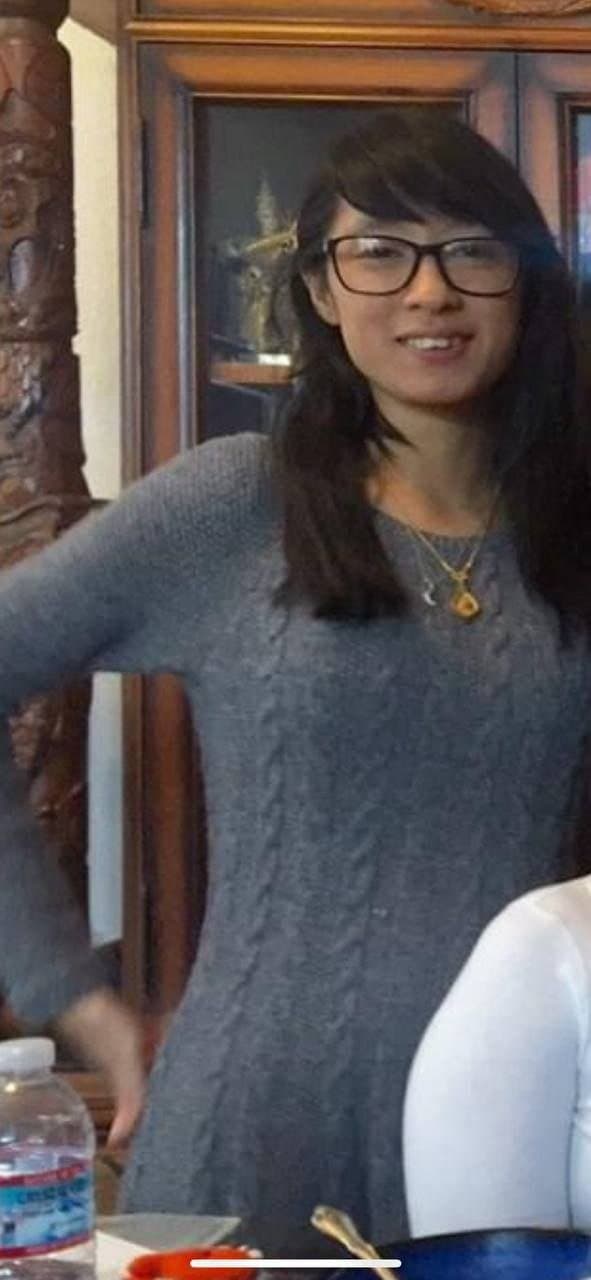 Asian in love with big dildos