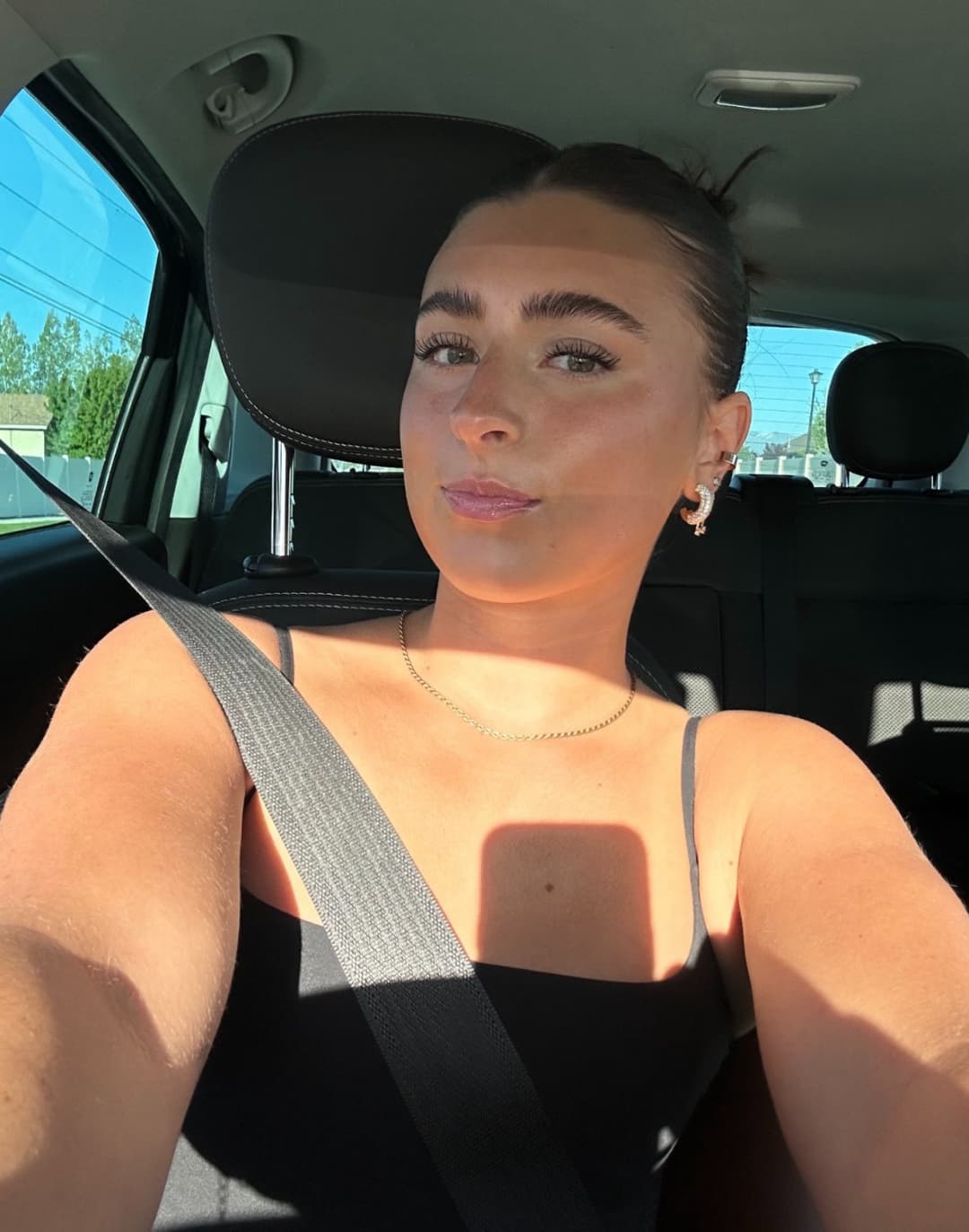 Tatted brunette teen slut laney (18)