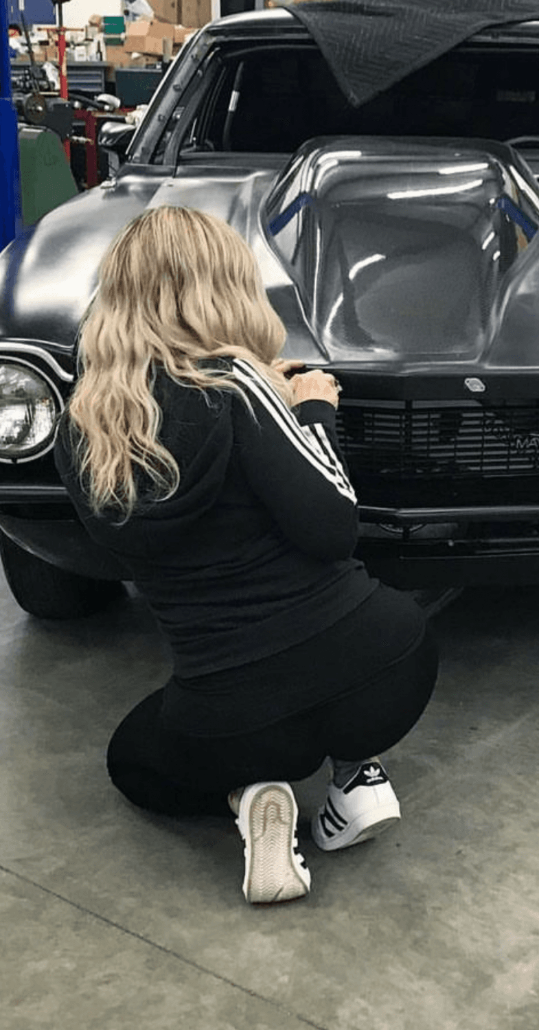 Beautiful thick blonde mechanic slut pt 2
