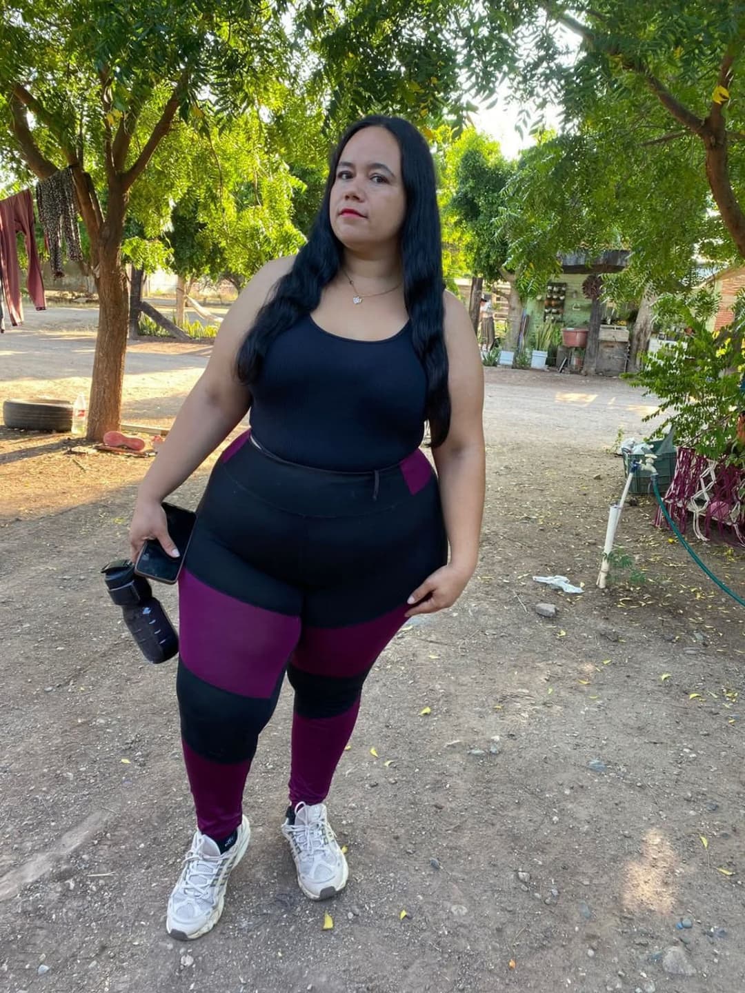 PEAR SHAPE THICK CURVY LATINA SSBBW BIG BOOTY ASS