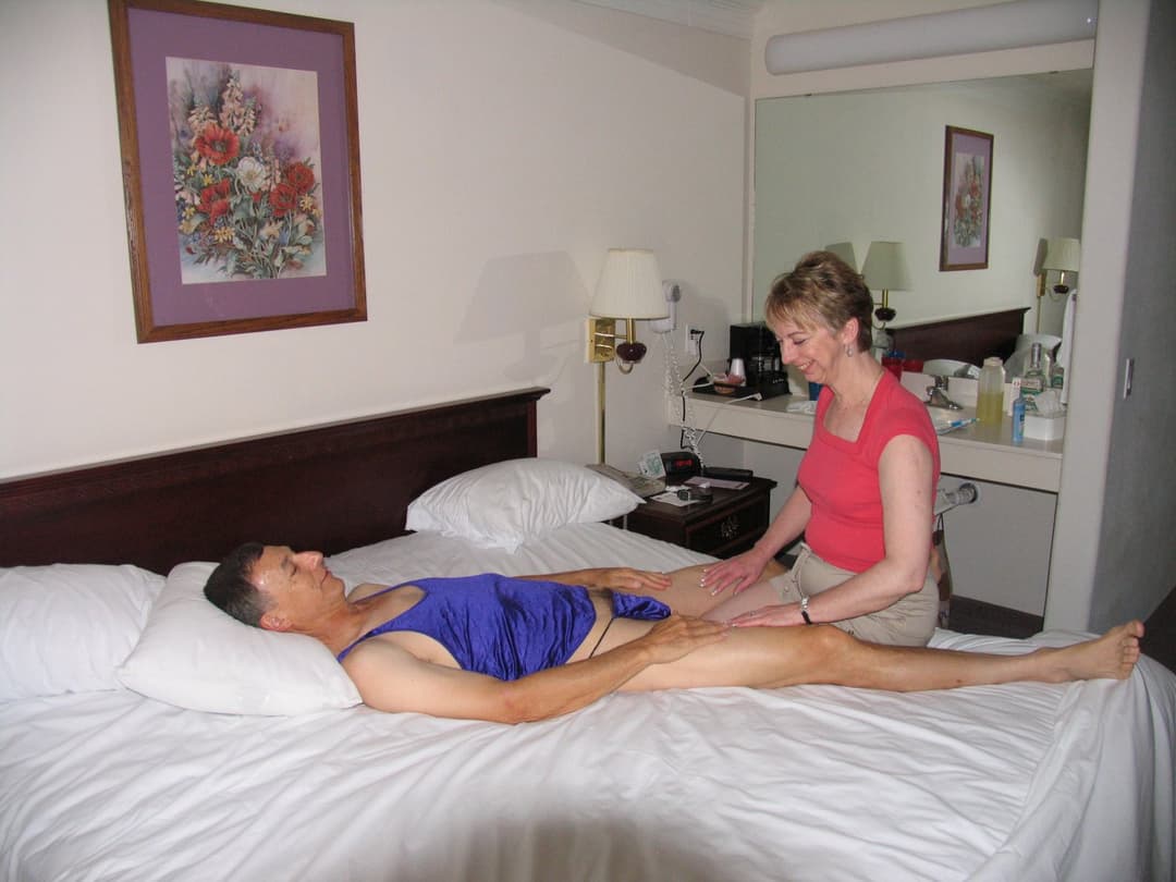 Sally dating friend in hotel