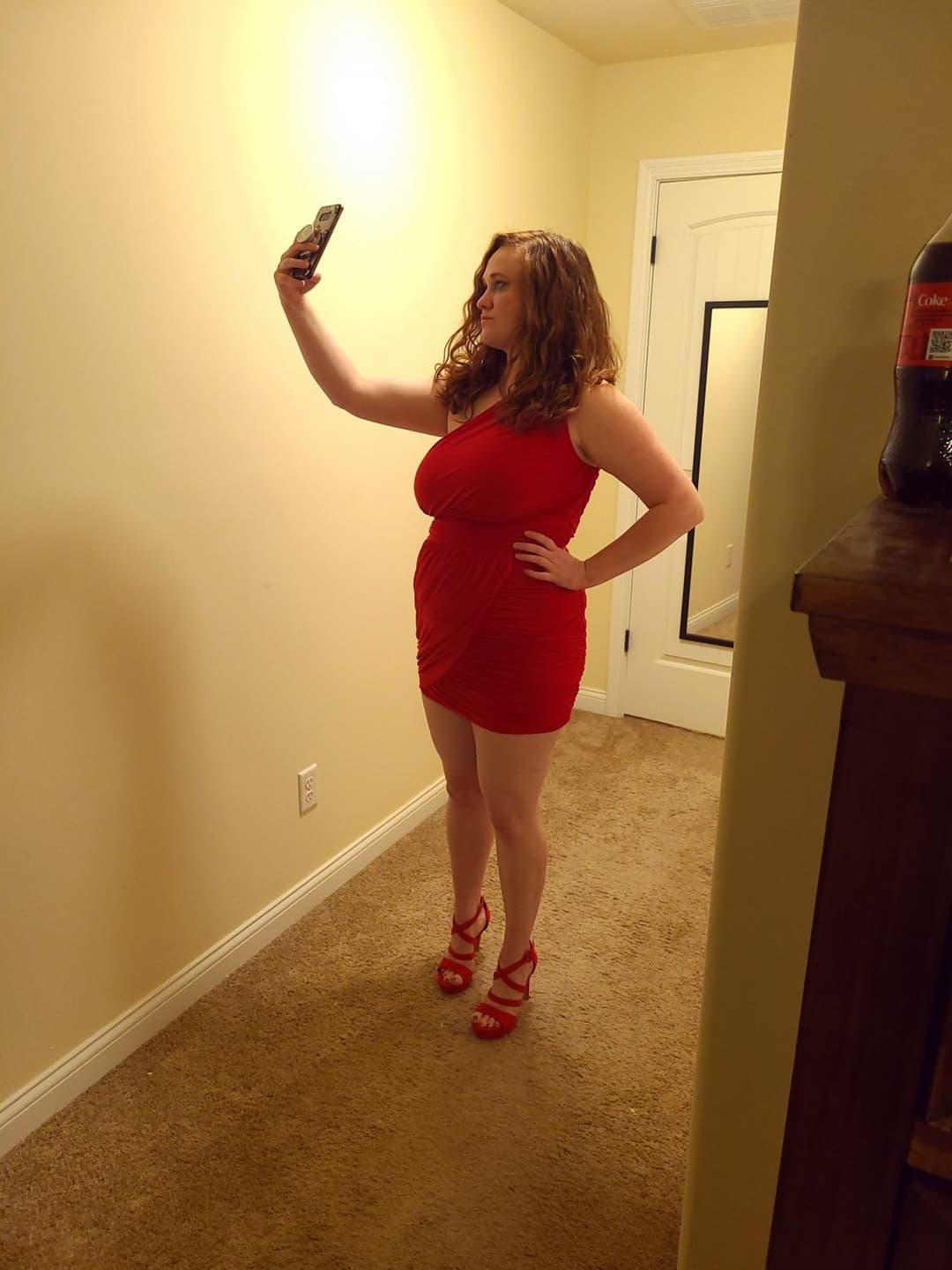 Kik webslut redheadhotwife89. Heather spreads her legs.