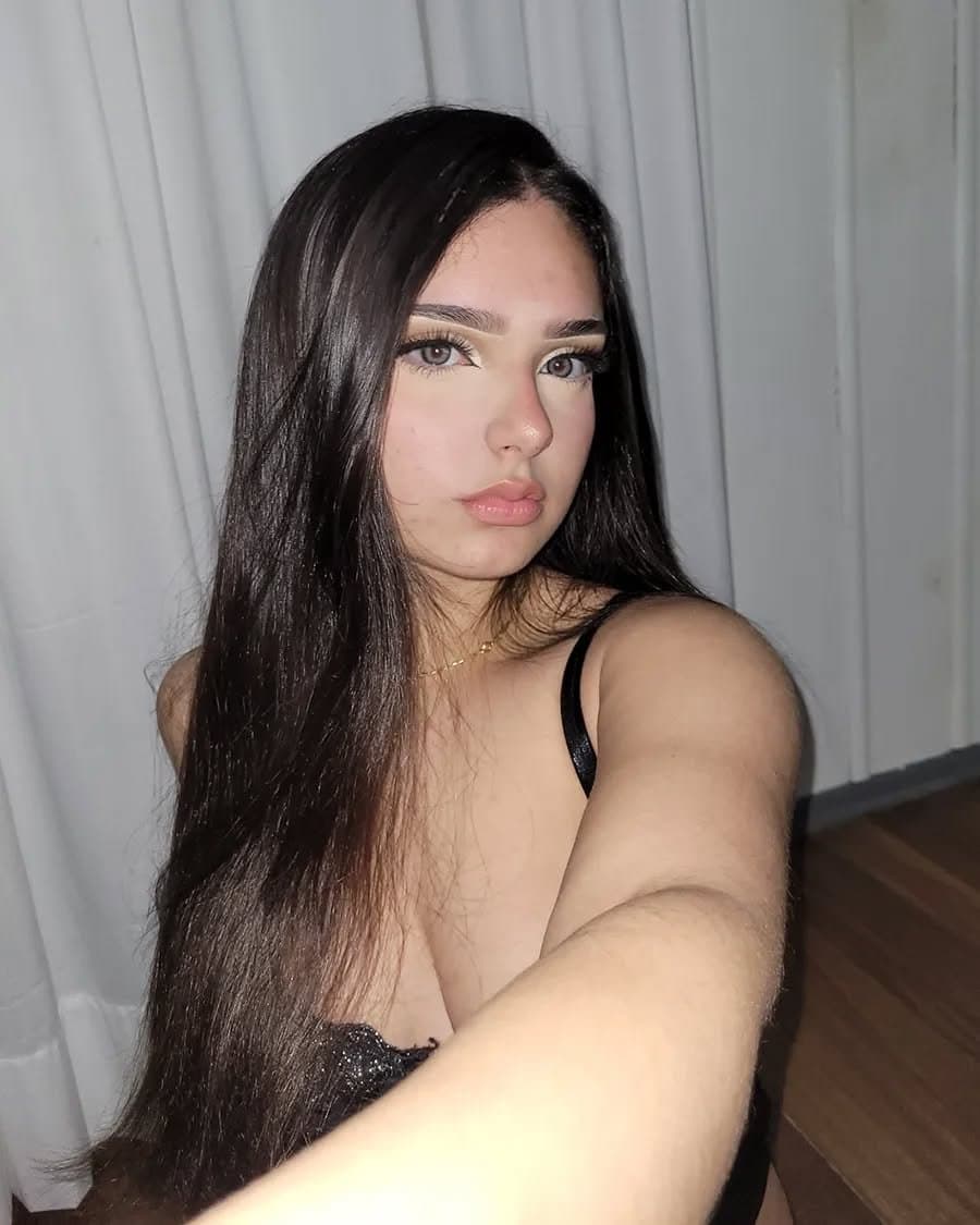 Hot and slut Brazilian girl