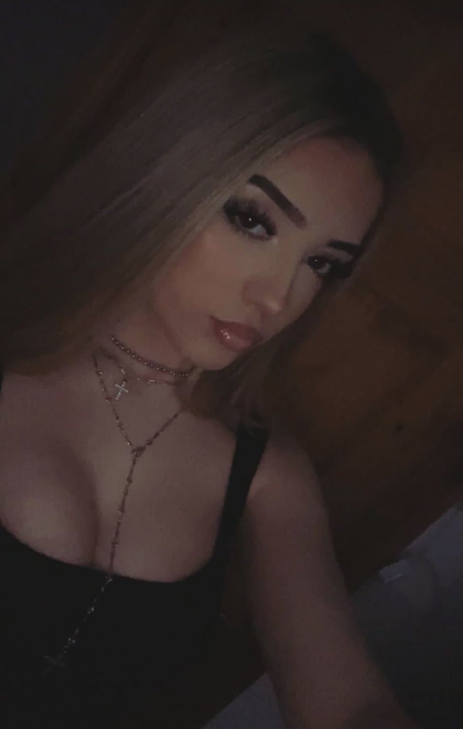 Click to view full size What are you destroying? Ass, pussy, mouth or tits (dm me your answer )