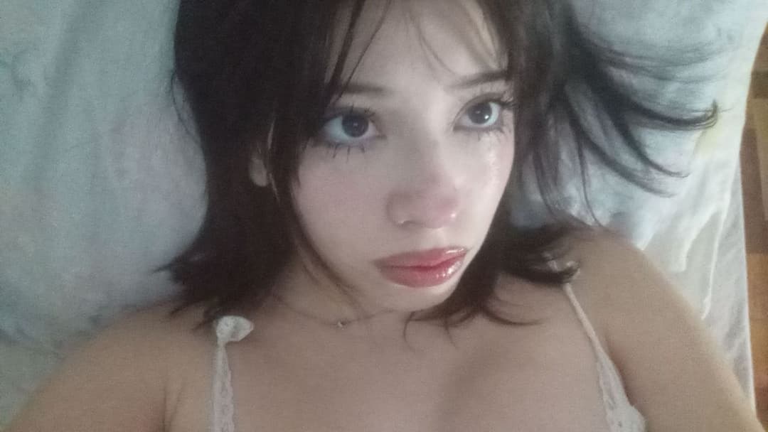 Micaela rica perrita Uruguaya exhibiciónista