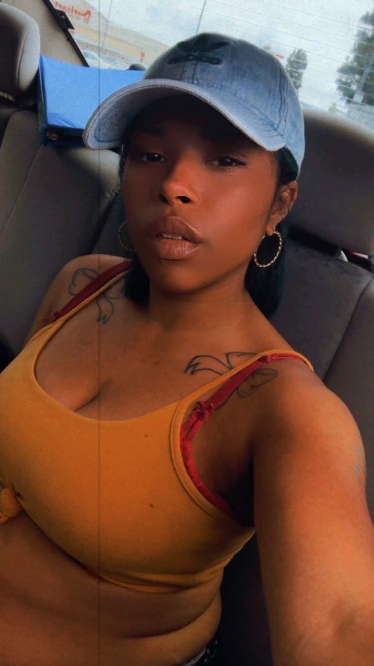 Los Angeles Single Mom Thot Eating Dick for a Place to Stay After BD Kicked Her Out