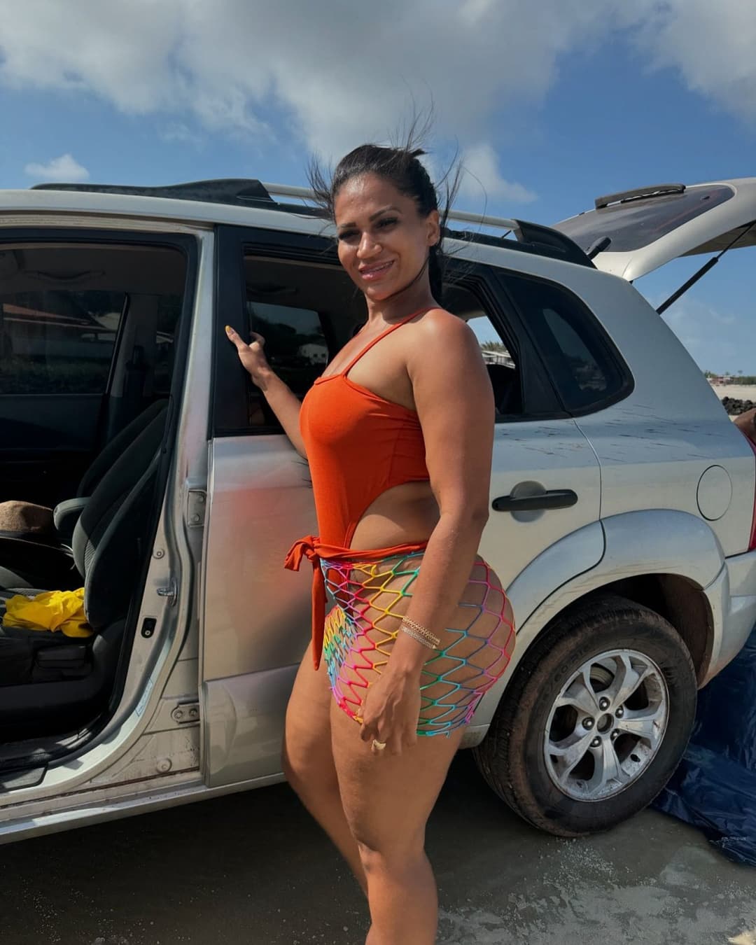 COROA SAAMARA RABUDA GOSTOSA