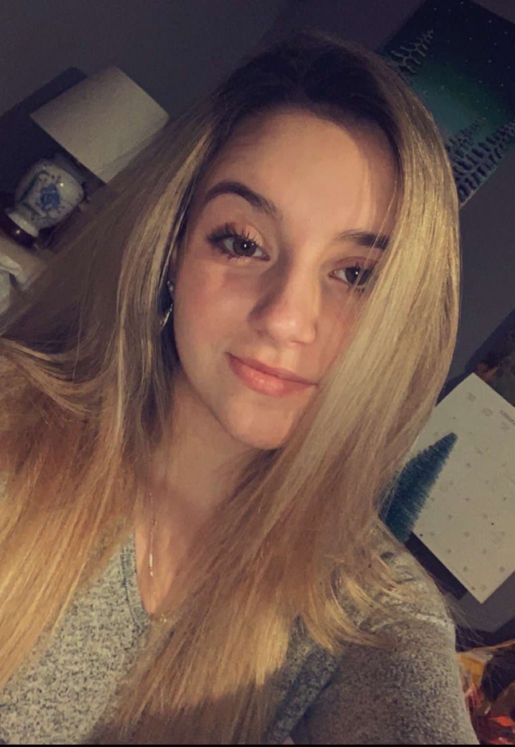 Loser is addicted to his friends blonde pawg slut kayley