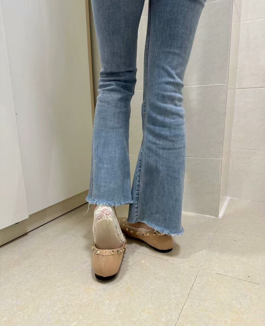 Asian feet / socks and cum filled shoes