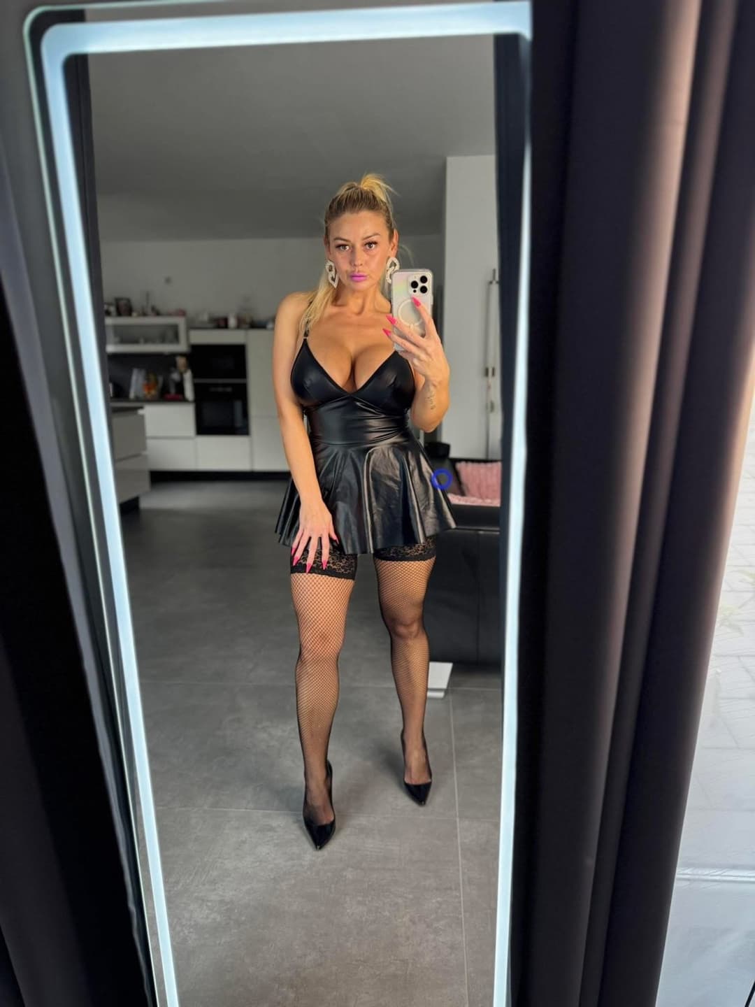 Random find!! Find your wife, mom, sister, aunt! Or just have fun