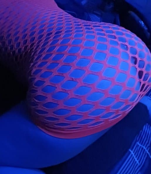 long term sex partner, i am selling,need a long term sex partner kik ( cleavagex ) discord sexyme21