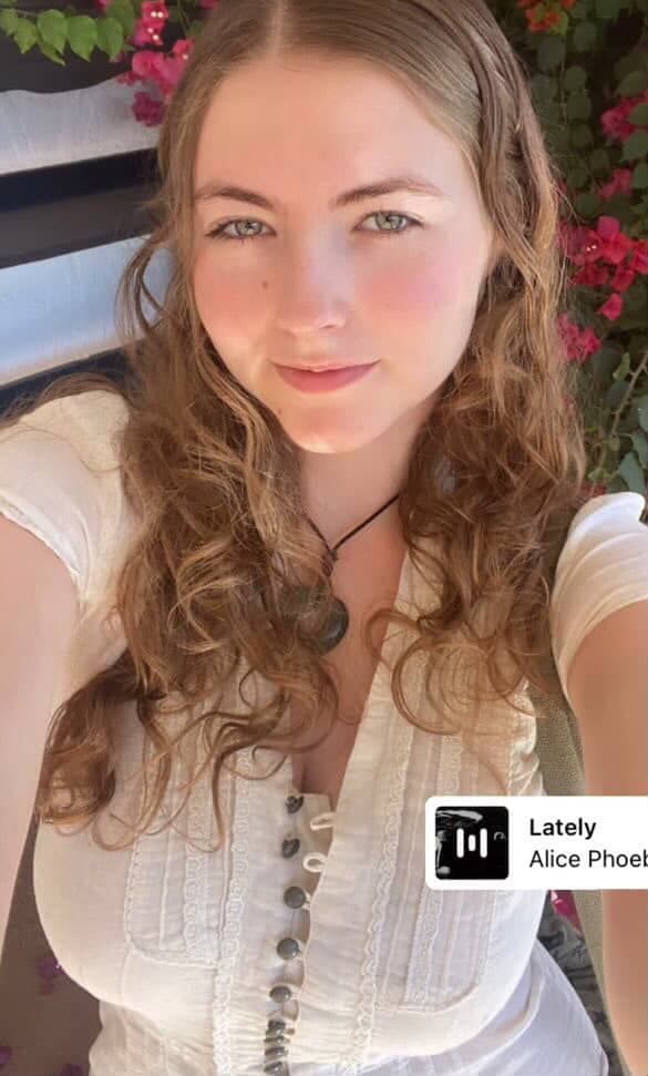 My sister’s got pretty green eyes and big fat tits