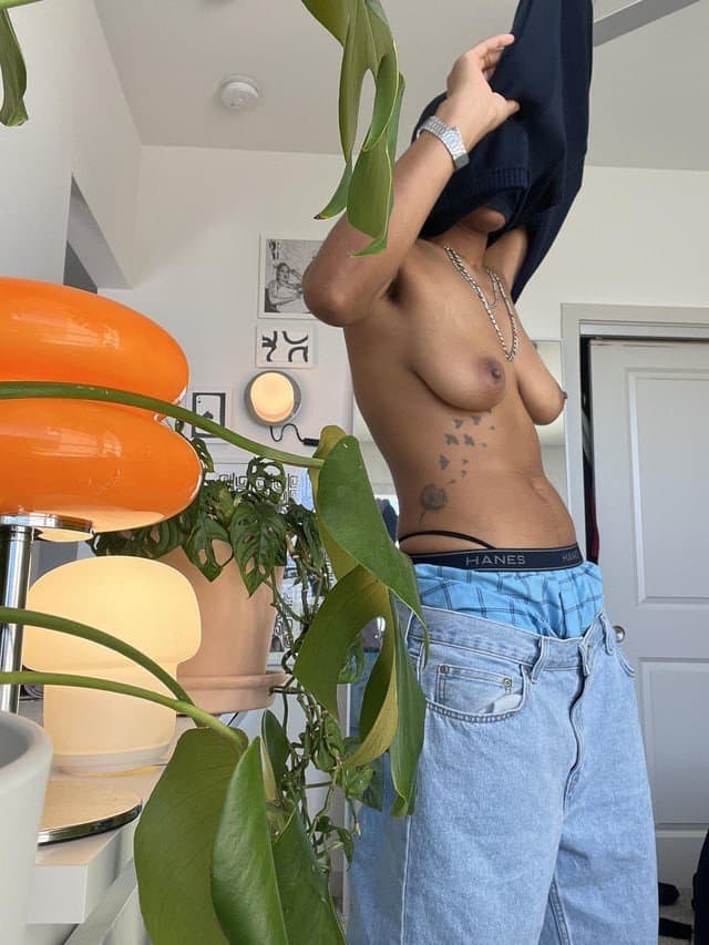 Black/ebony Dyke/stud/tomboy/lesbian/butch