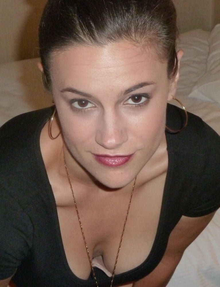 Cute Fit Mature Brunnete MILF Toys Cunt and Asshole