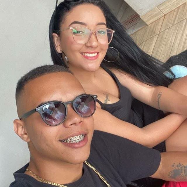 Vazou Casal Gostosa e o Magrinho