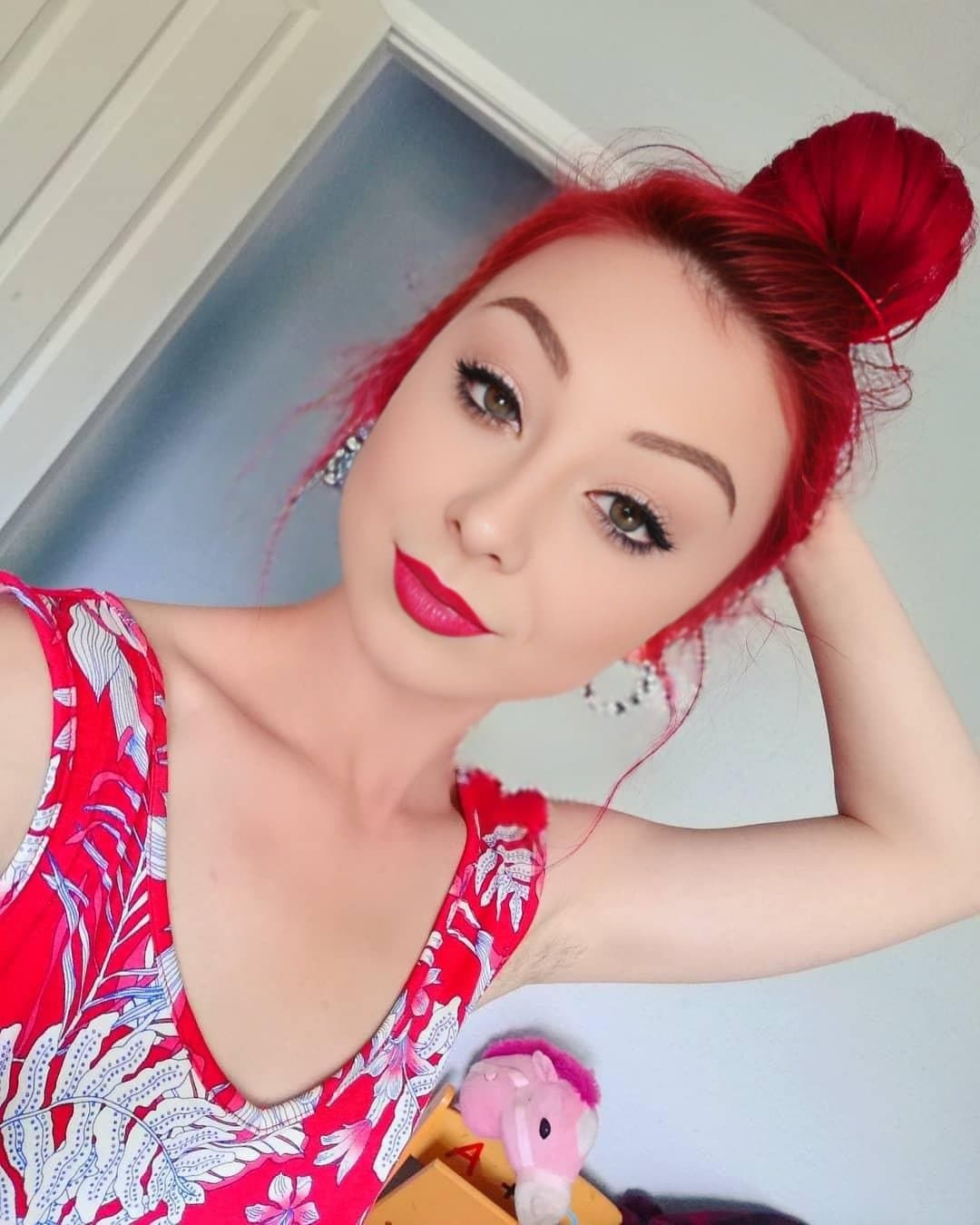 Click to view full size As you liked the red more here’s more with red hair