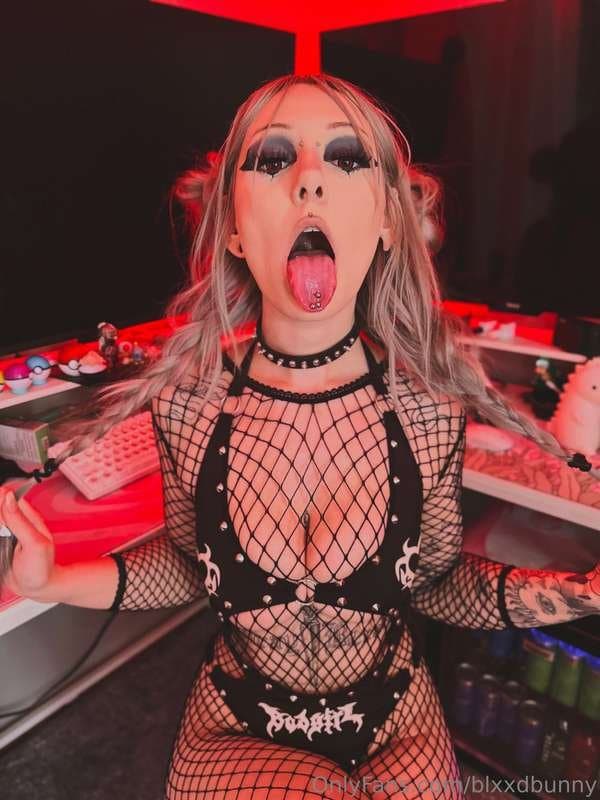 Goth Girl Photo Shoot