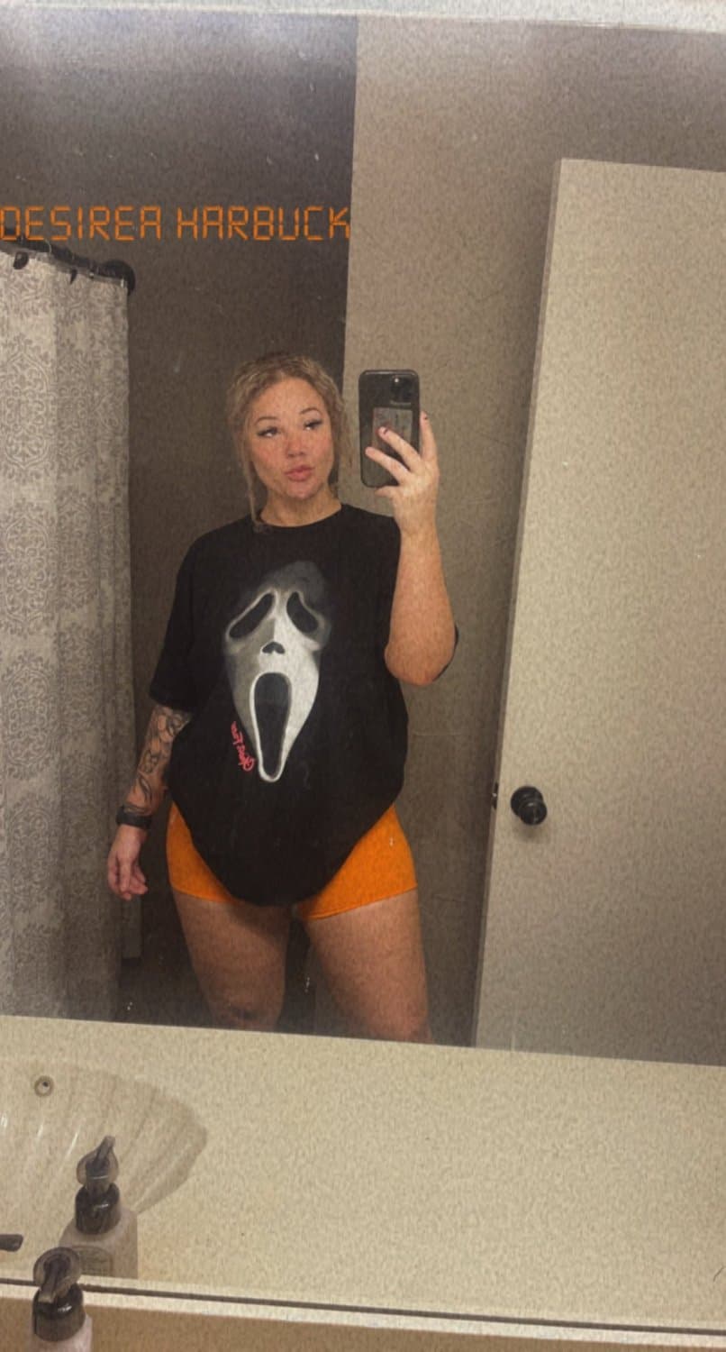 Thick Lightskin Desirea