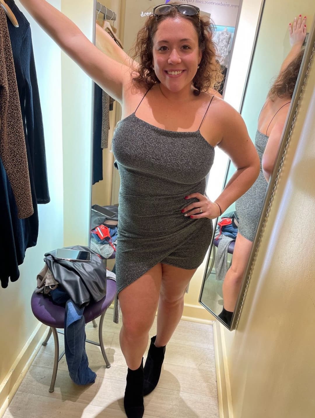 Alura sexy ass housewife submitted