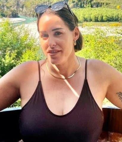 Request.. Polynesian???? Baddie.. <> Married Wife..