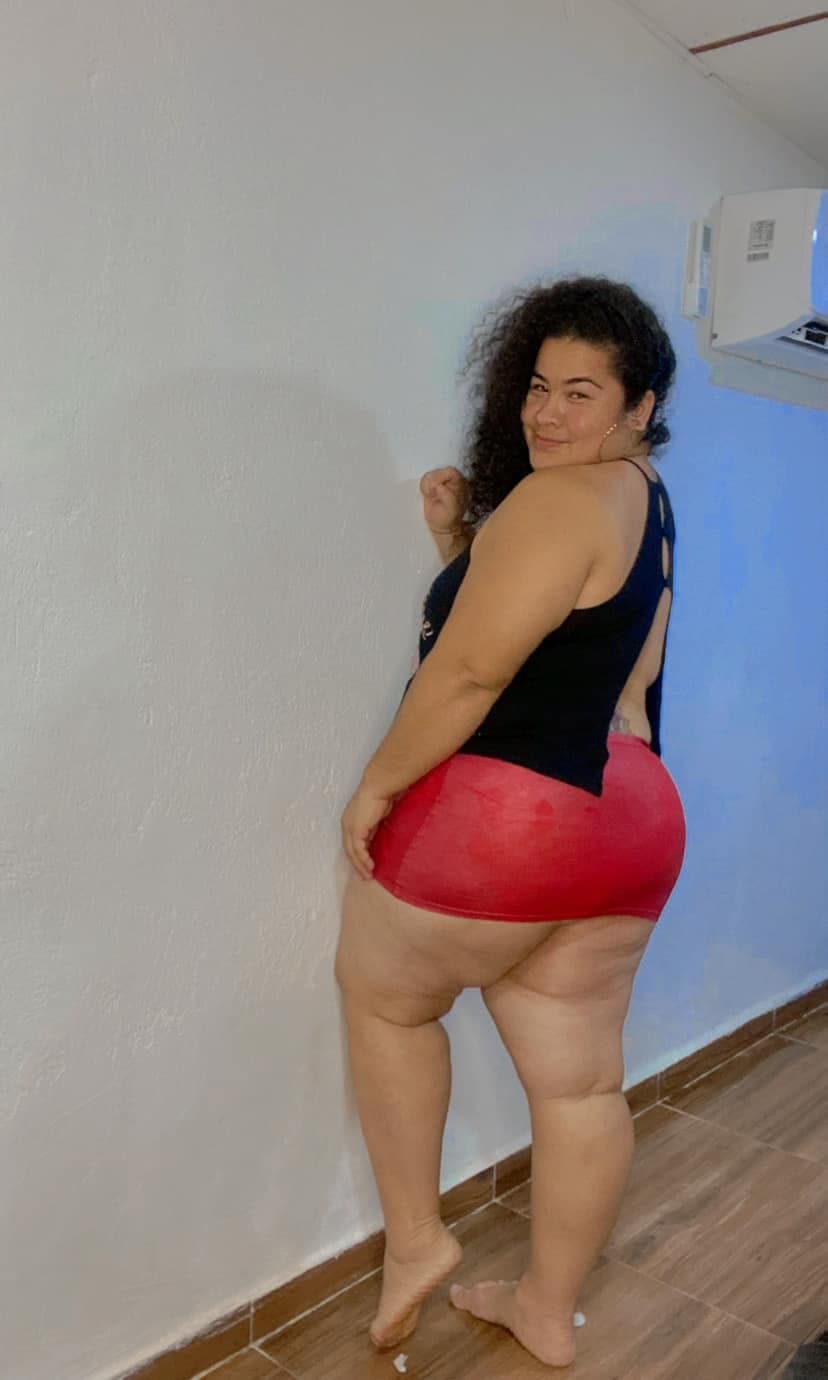 COLUMBIAN BBW BIKINI BABE