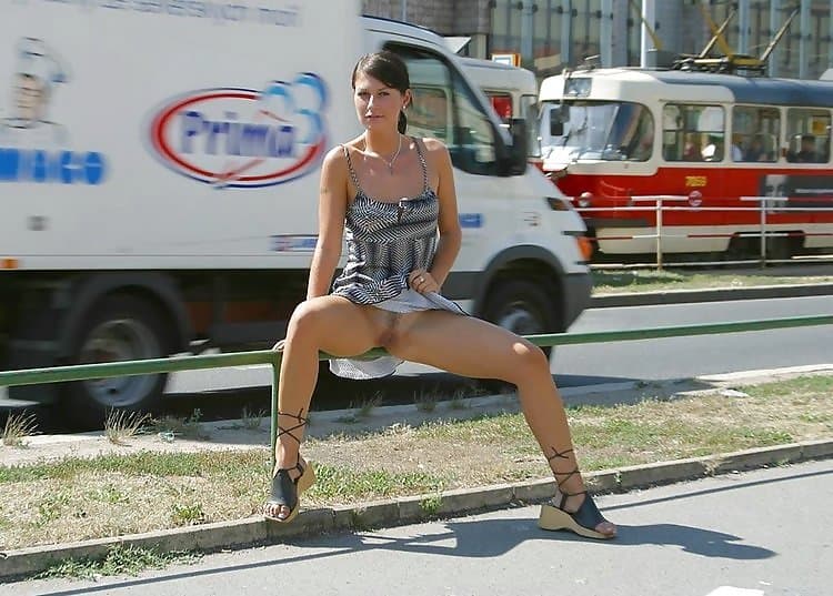 Bottomless Girls in Public 2