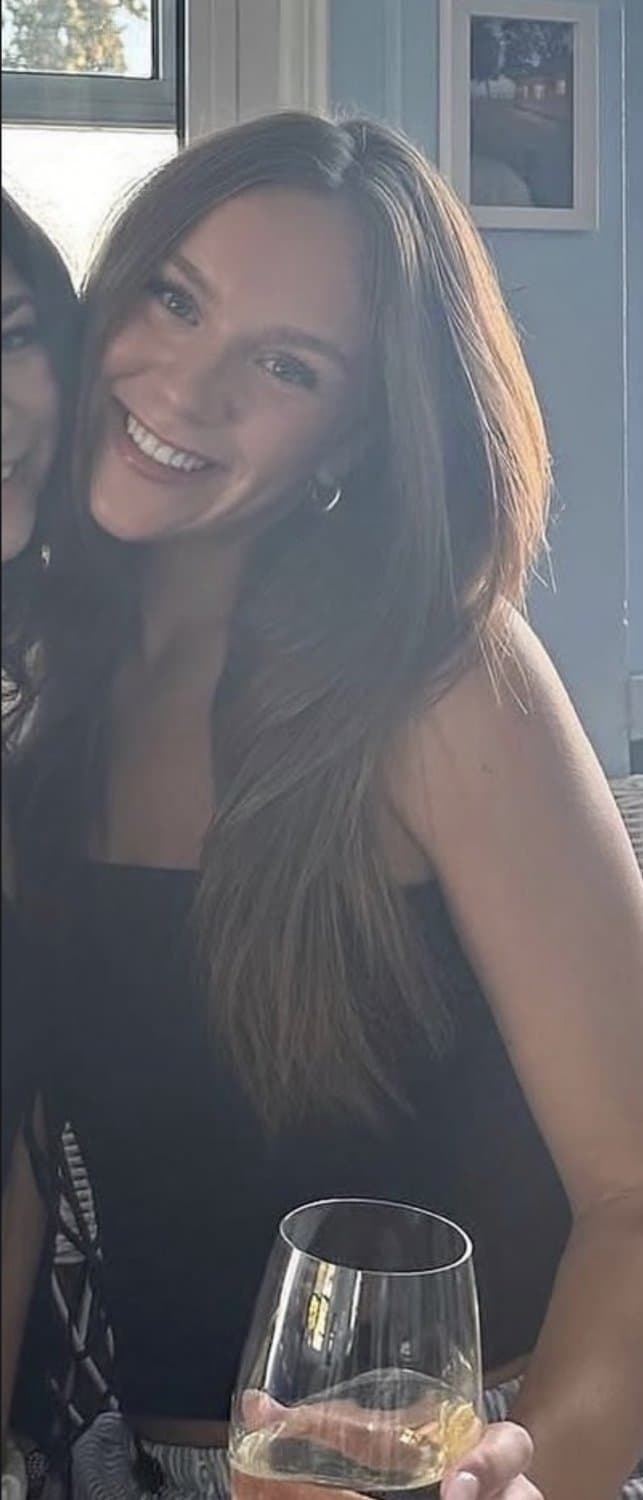 Sophomore Blonde Stunner with a gorgeous facecard