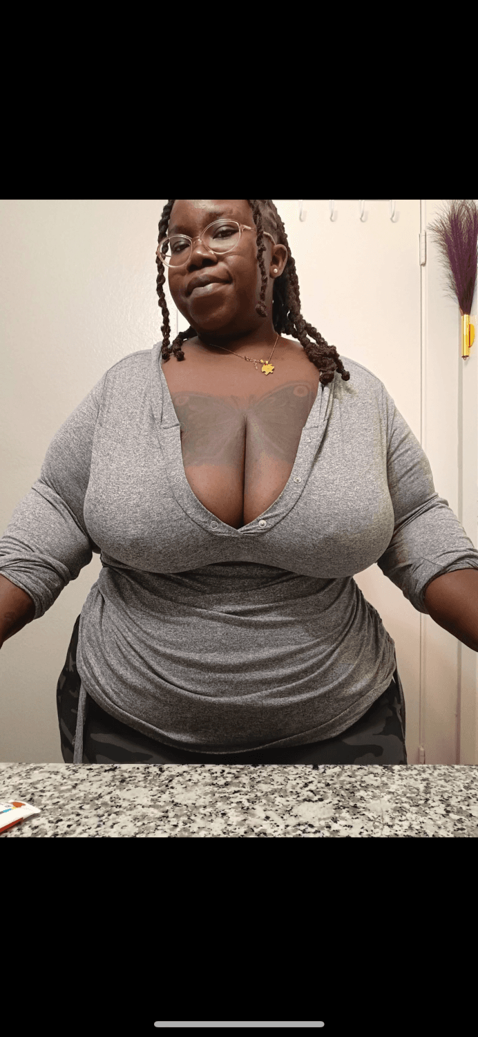 Bbw with massive chocolate tits