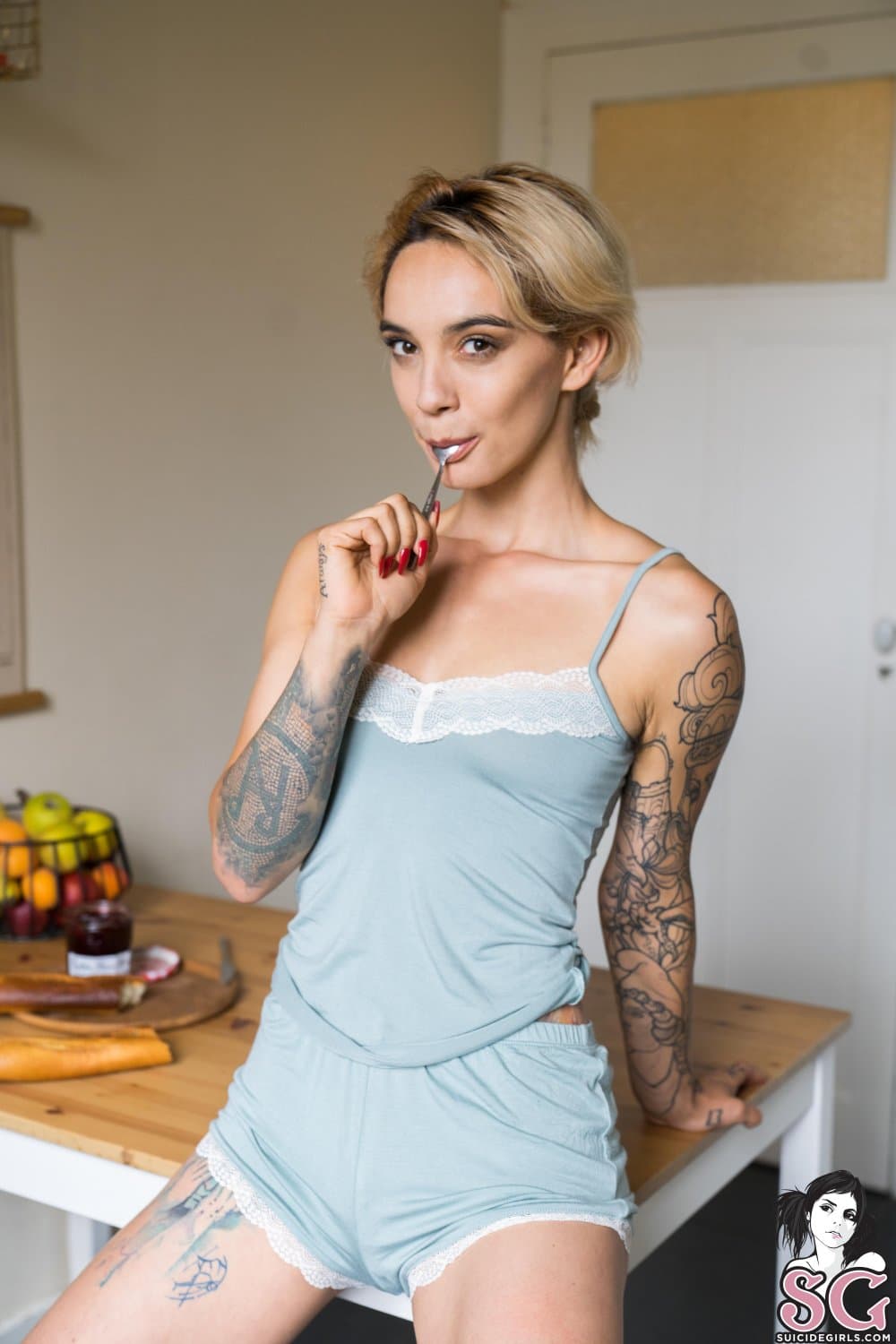 Witchy Pixie - Suicide Girls