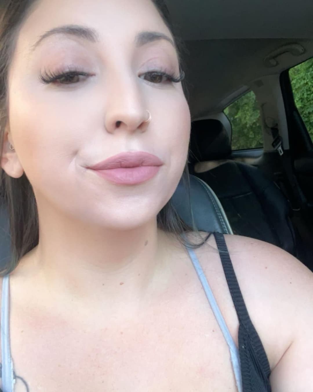 Hot busty single mom Gail