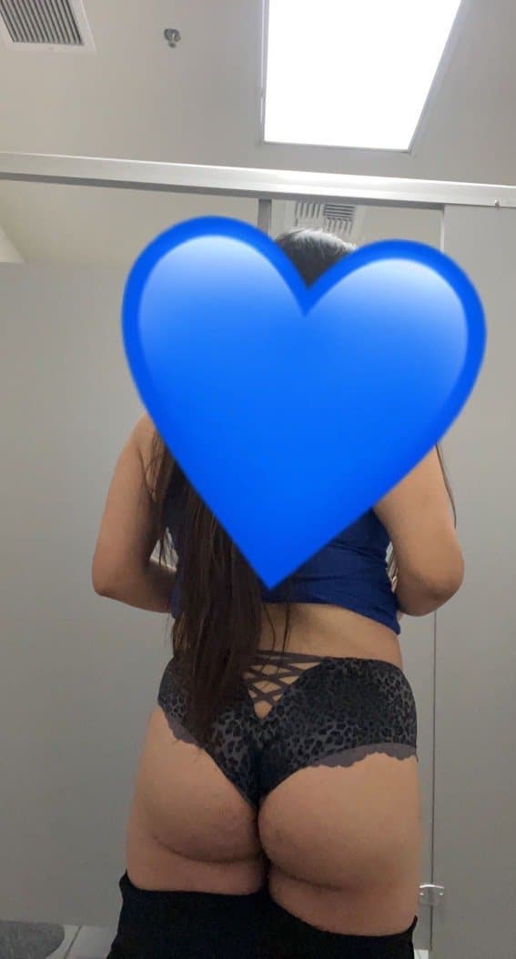 Married Latina milf sending me nudes while husband is at work. Coworker