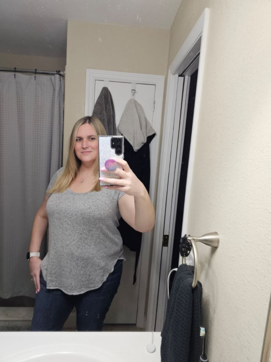 BBWs Taking Selfies (fleshy but not naked)