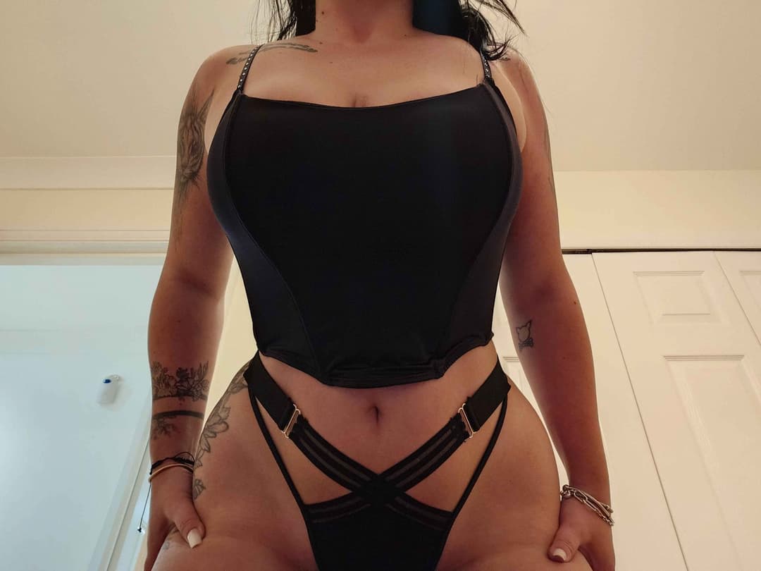 I get so naughty with my subs daddy ? Join in? ?