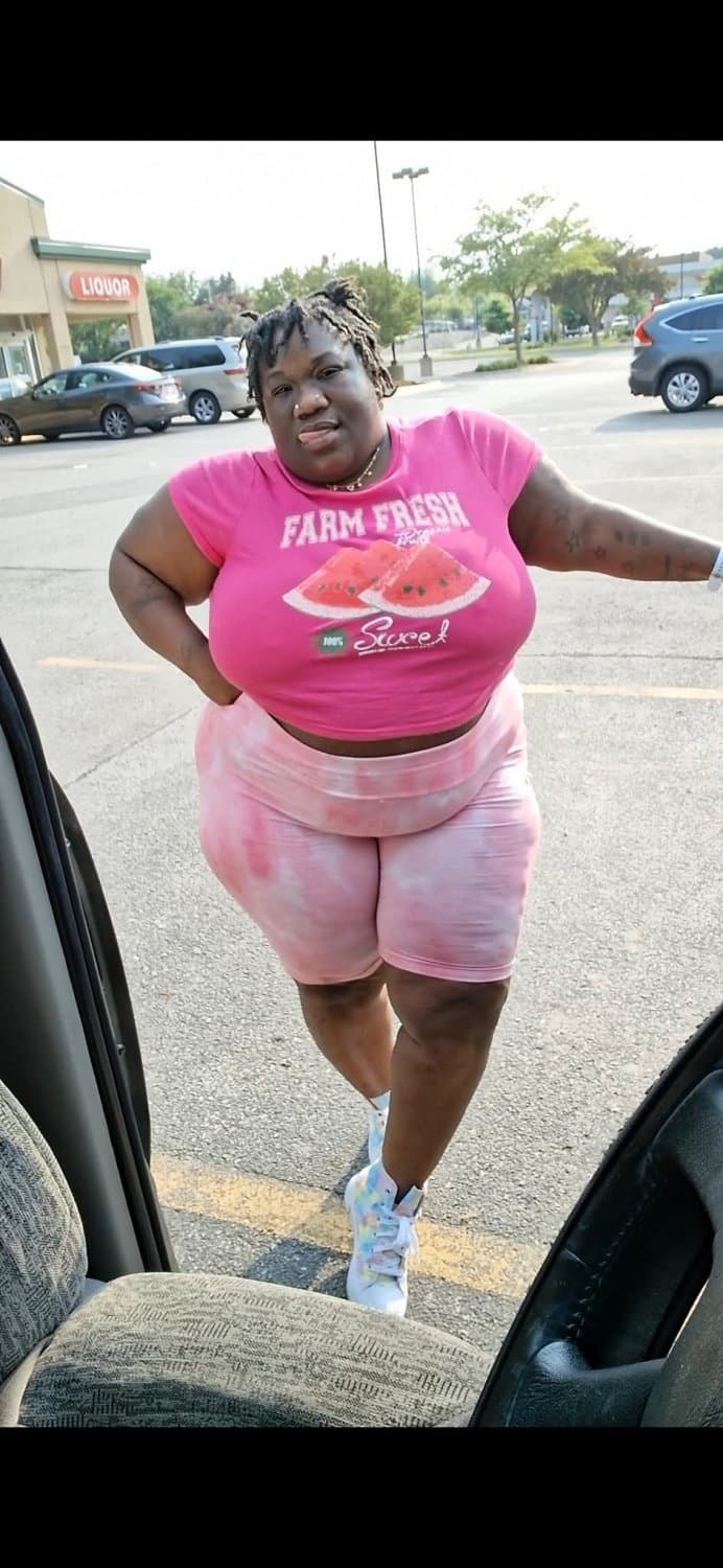 HUGE THICK MEGA EBONY BBW BUG OLE JUICY ASS BOOTY