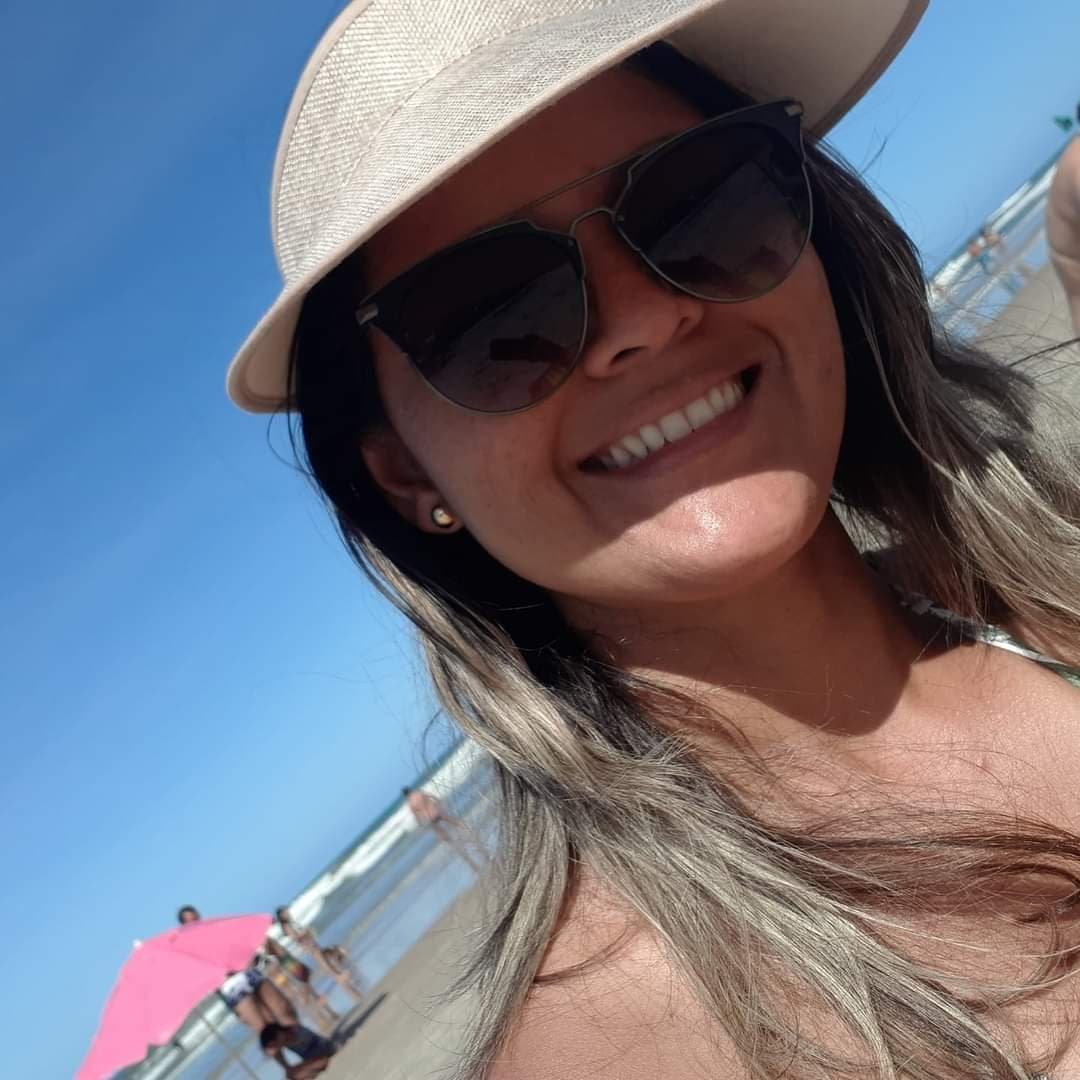 Click to view full size Rabuda Morena mamãe gostosa, casada putona, silvia costa hot whore slut wife mom