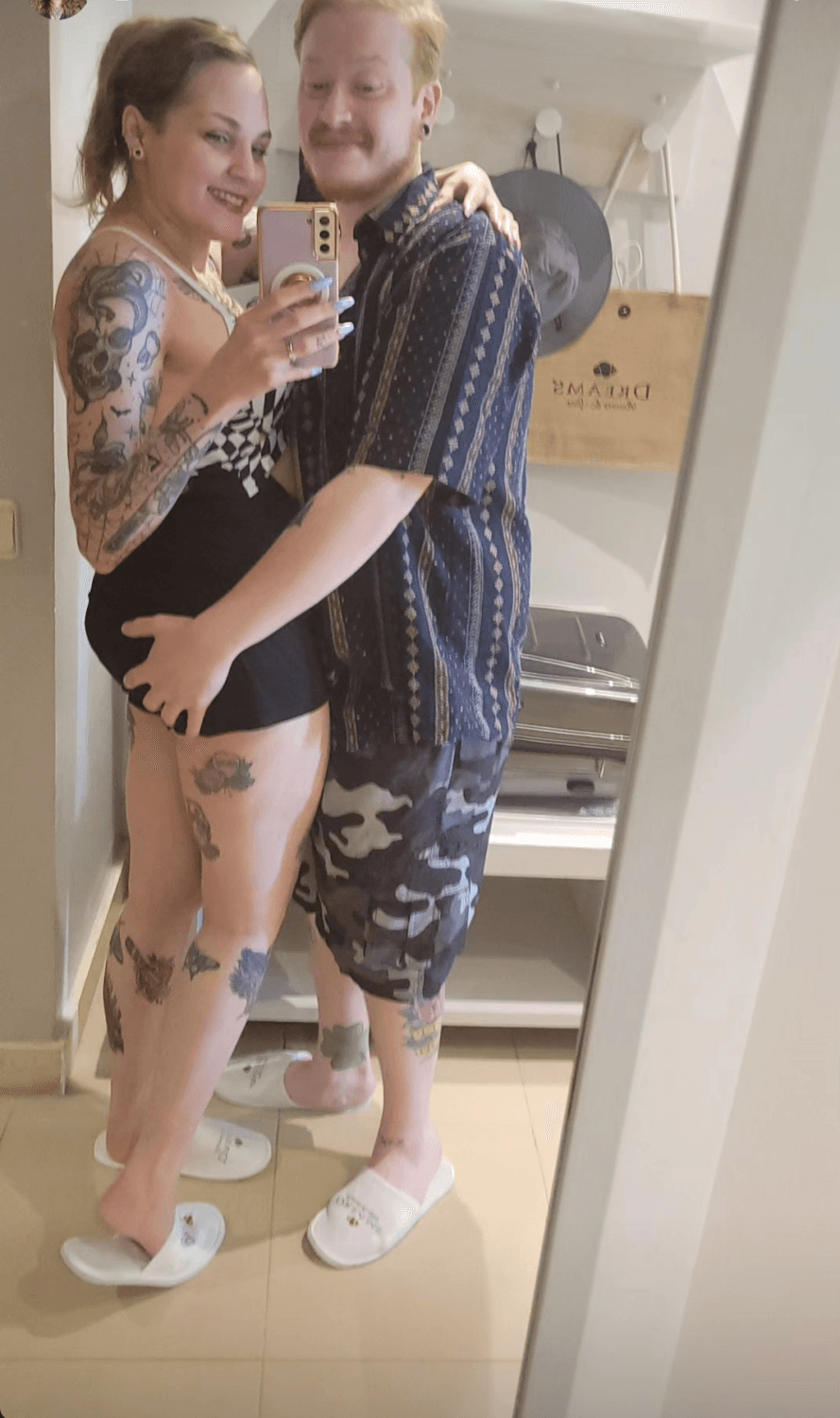 What a cute little bitch. Leaked shots of her ass and her ex husband grabbing her ass.