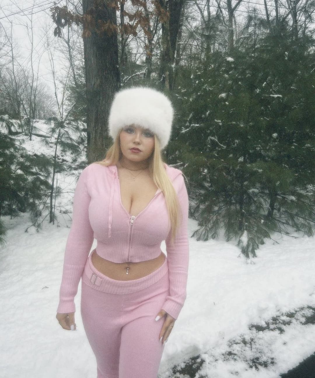 Click to view full size Barely Legal Teen Sadie