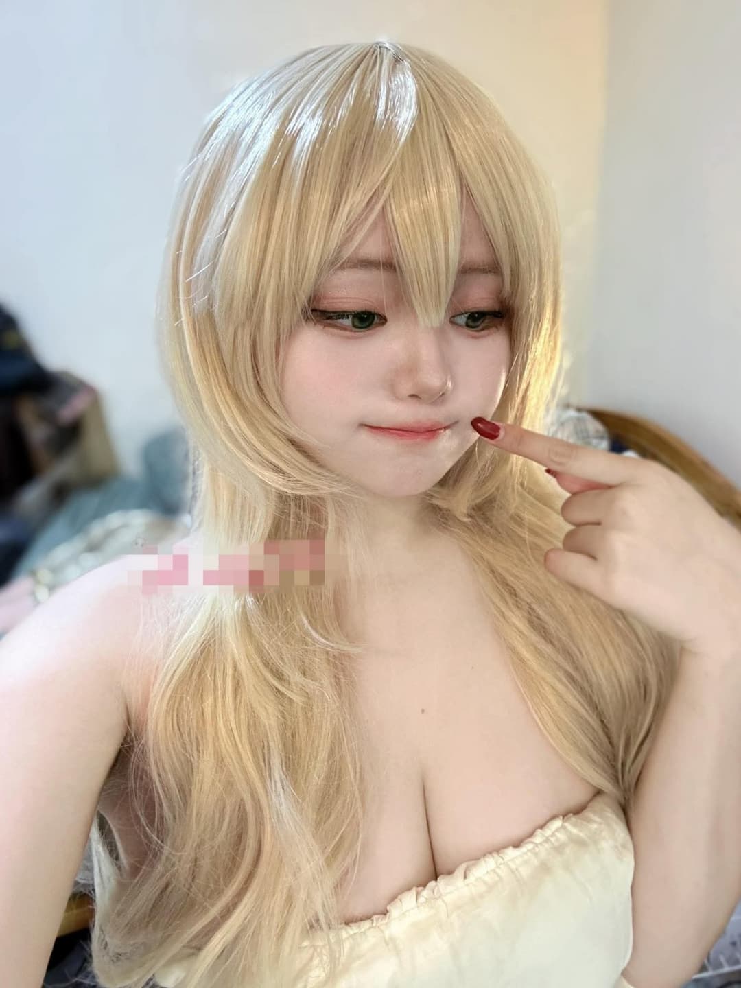 Pinay Cosplayer malibog nag finger ng kiffay