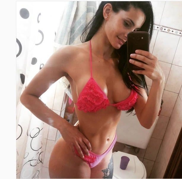 Maria Micky Romero, puta escort argenta