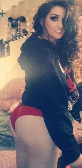 Click to view full size Homegrownfreaks 5 do you know her??