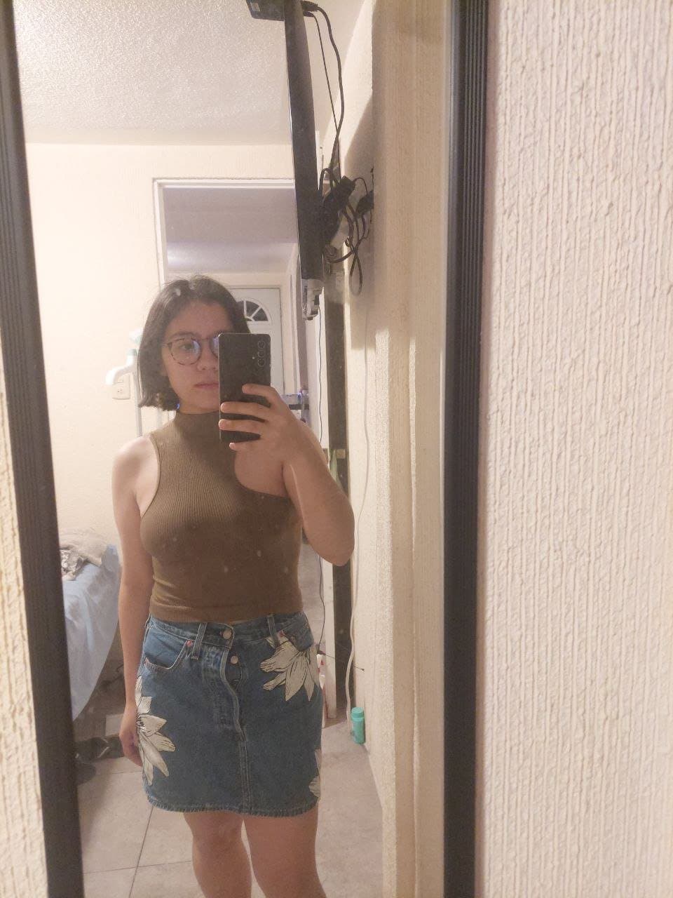 Blanca puta exhibida por cornudo